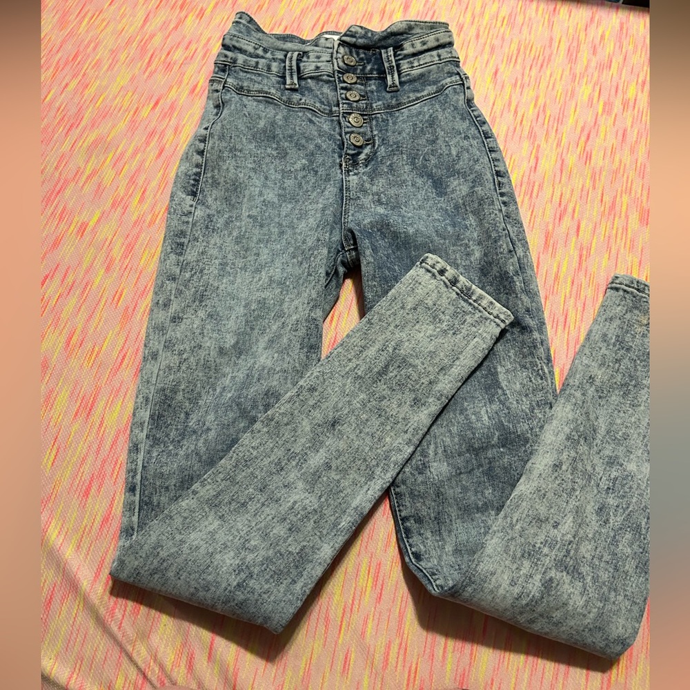 Super High Waisted Blue Jeans